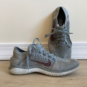 Nike flyknit running shoes